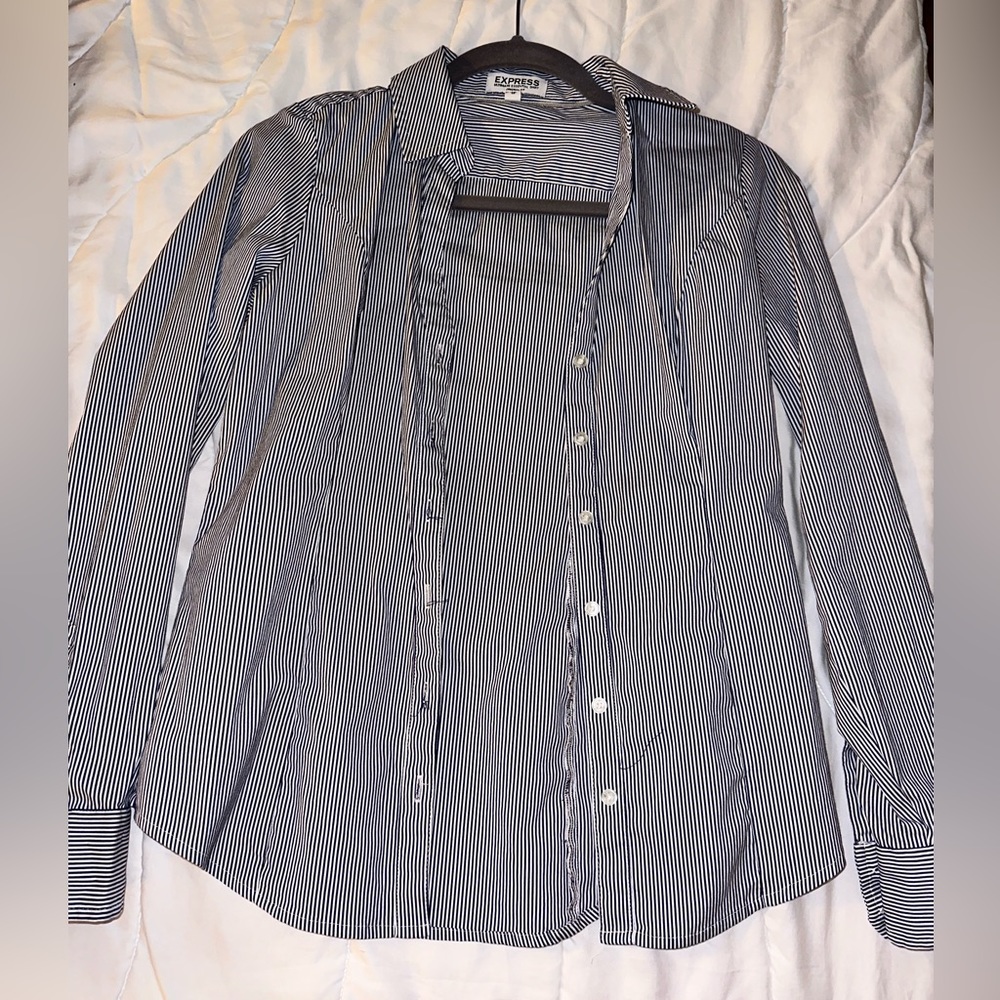 Express Ultimate Essential Shirt